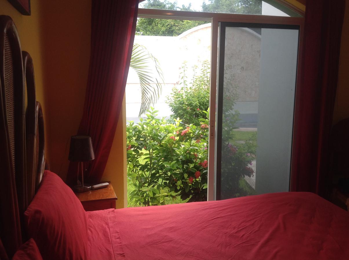 Bed and Breakfast Casa Pili à Playa del Carmen Extérieur photo